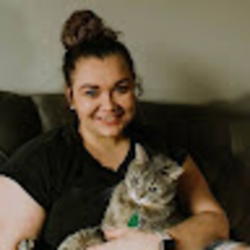 Meet your Posher, Alyssa
